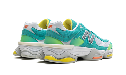 9060 Cyan Burst